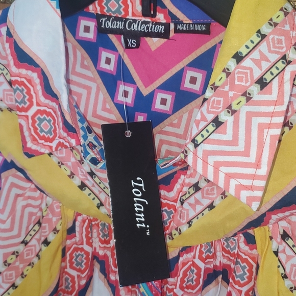 *520 Tolani Collection Ikat Front-Tie Button Up Top - Picture 7 of 10